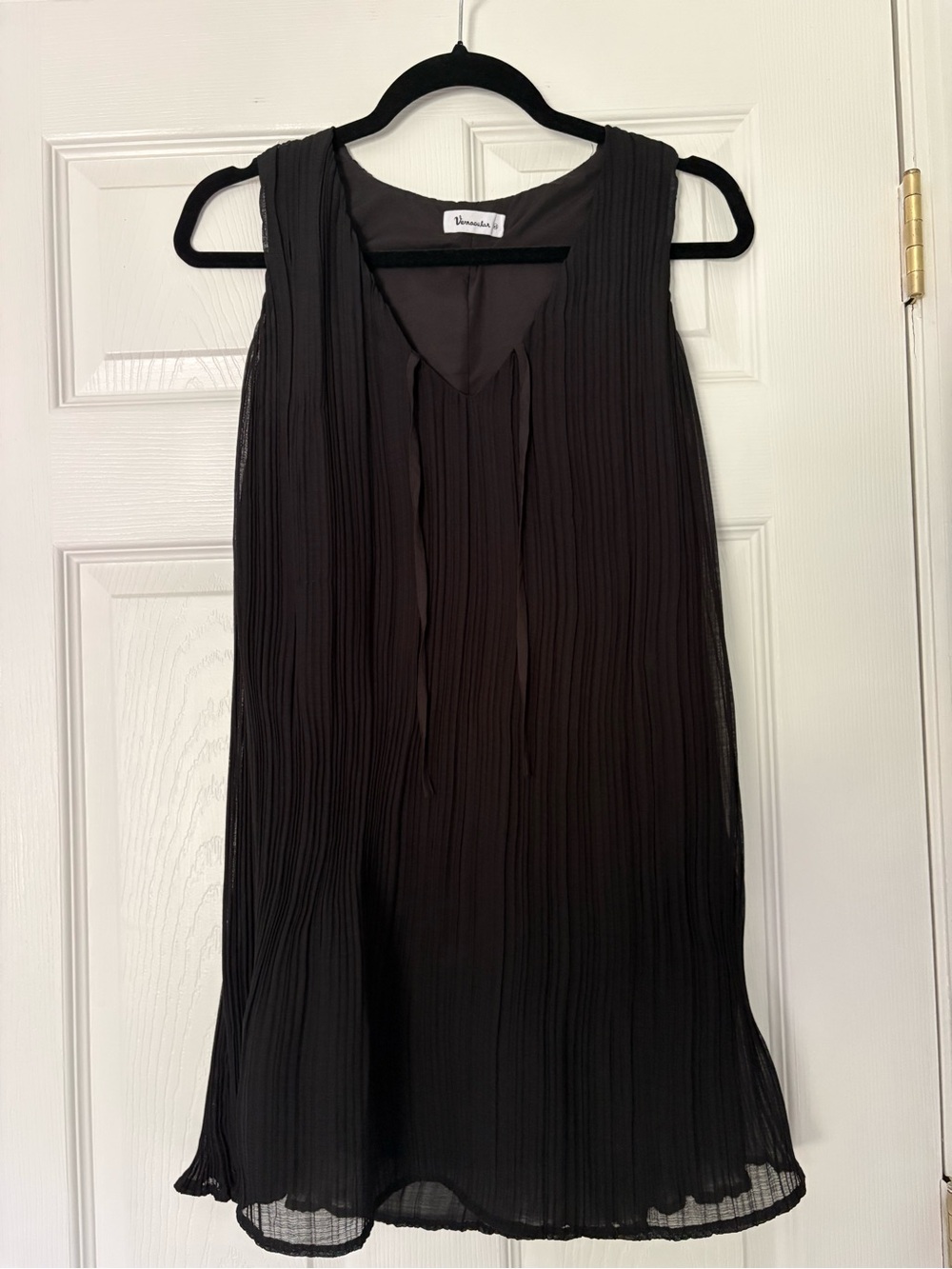 Sleeveless Black Pleated Mini Dress